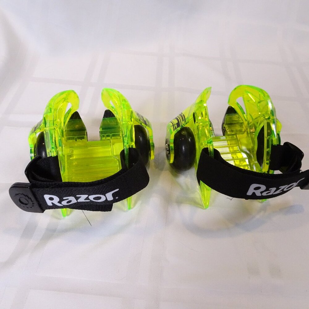 Razor Jetts Heel Wheels DLX Adjustable Strap Heelys Lime‎ Green Shoe Skates